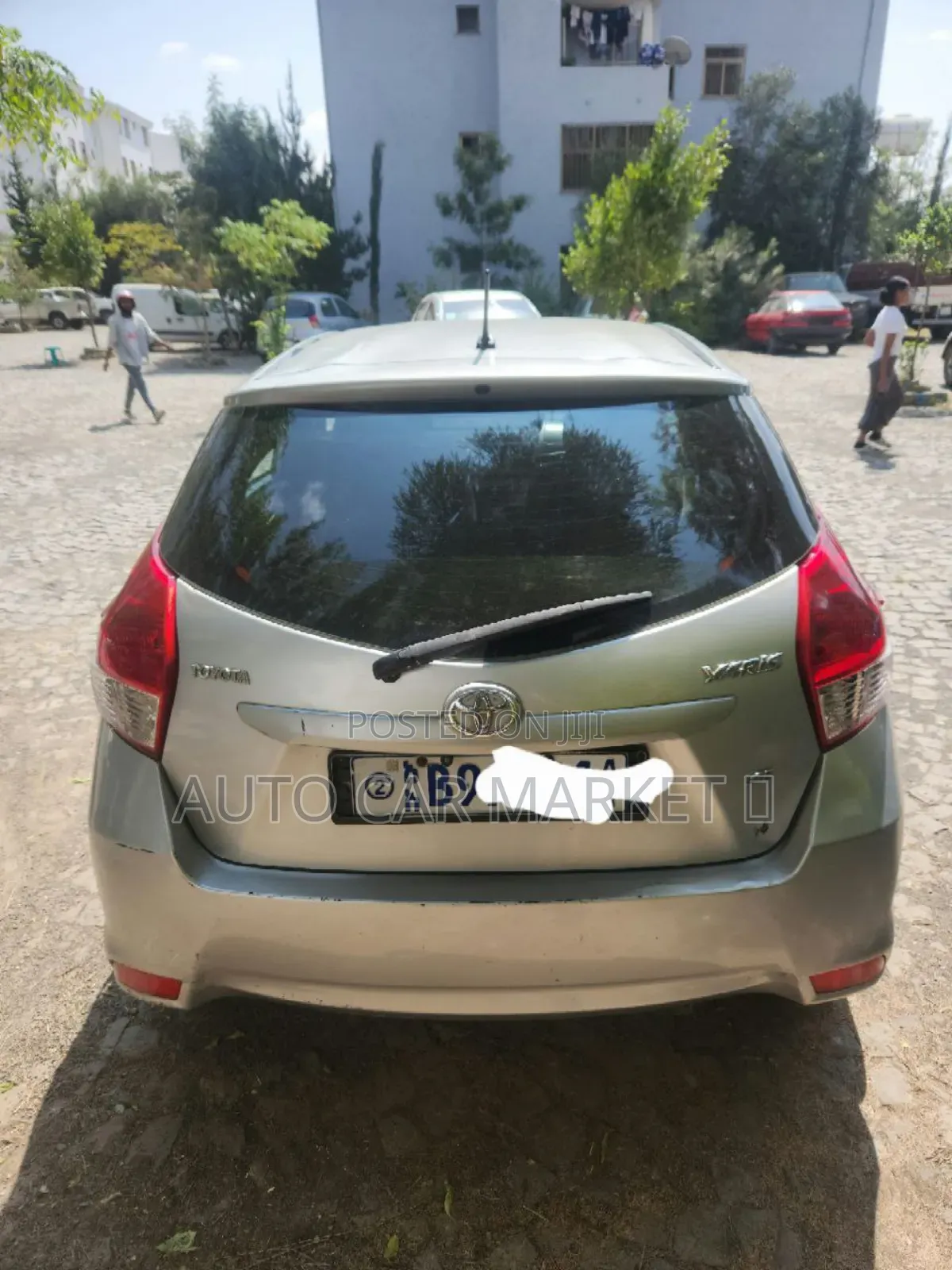 Toyota Yaris 2014 Silver