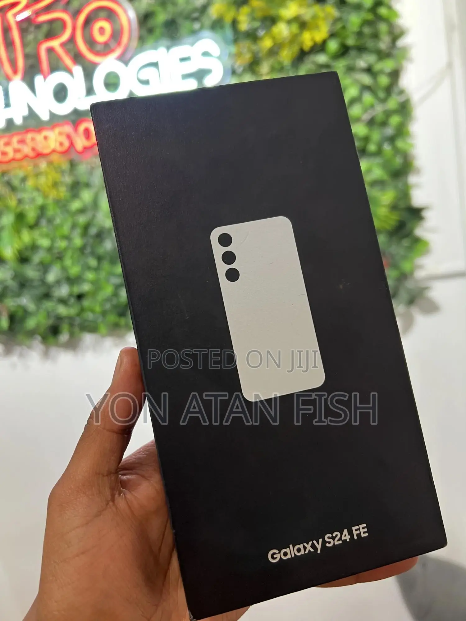 New Samsung Galaxy S24 FE 128 GB Gray