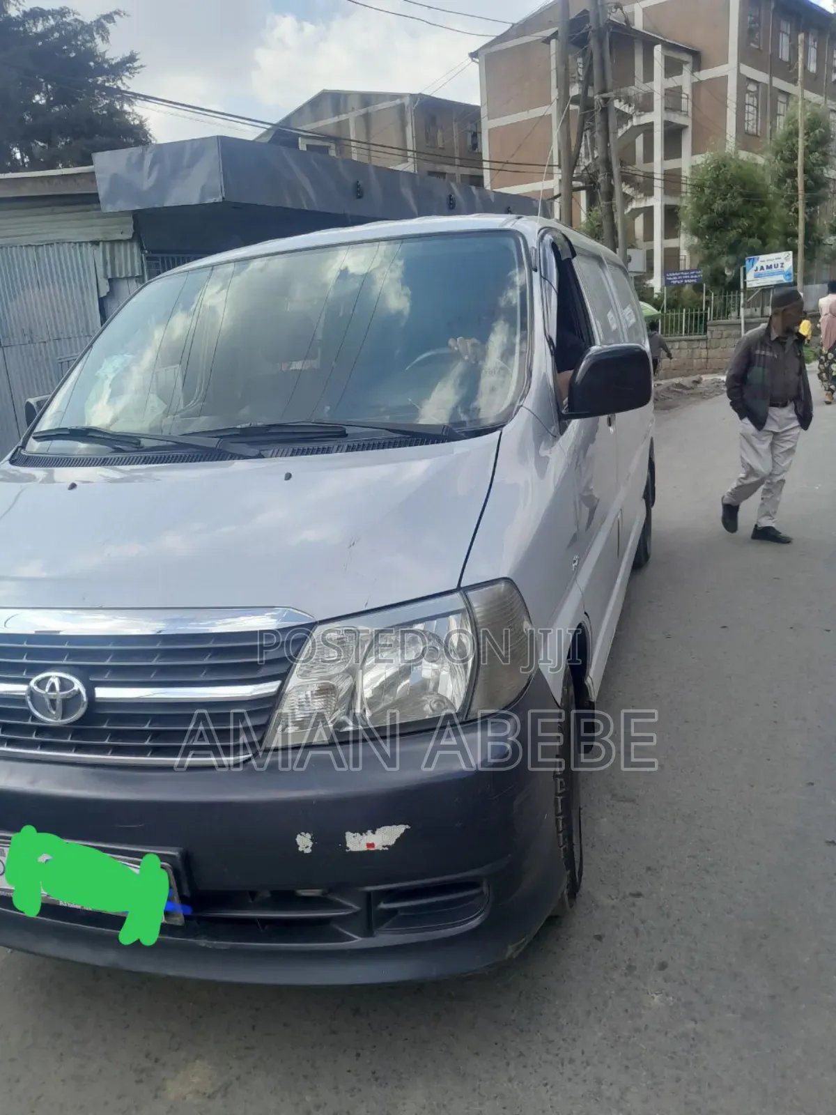 Toyota HiAce 2011 Silver