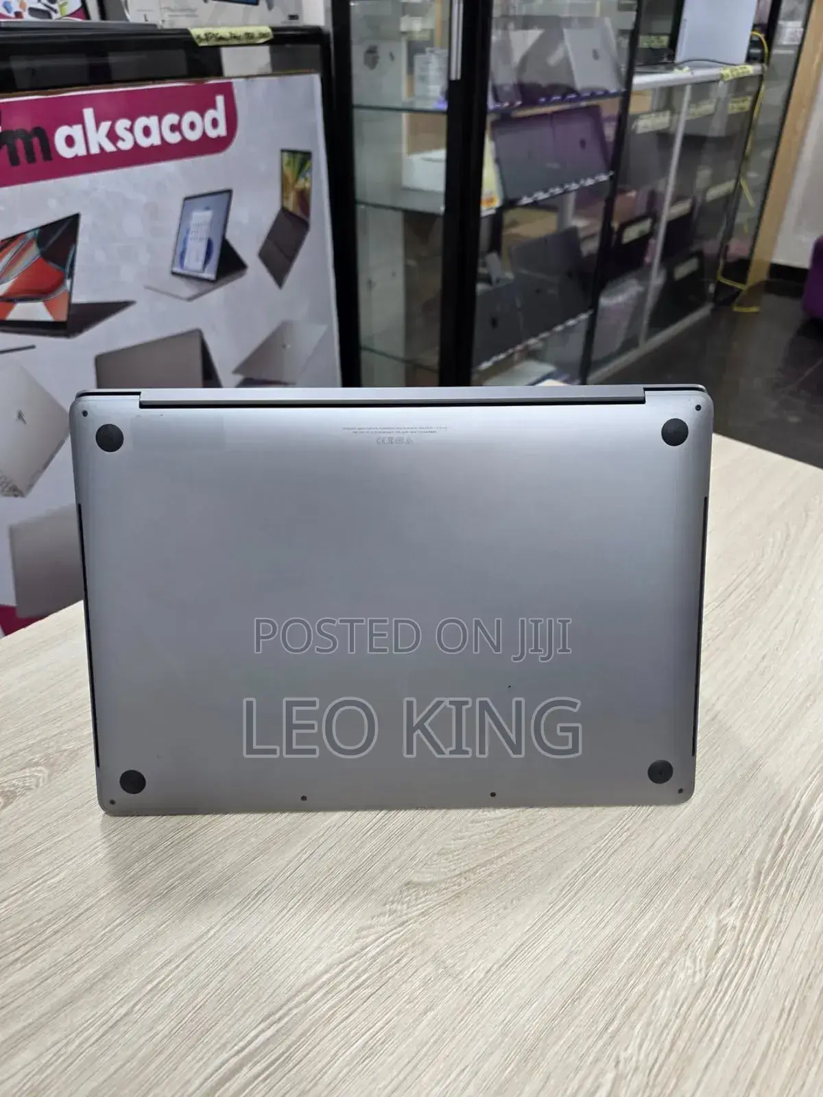 New Laptop Apple MacBook Air 2024 M3 15-Inch 8GB Apple M3 SSD 256GB