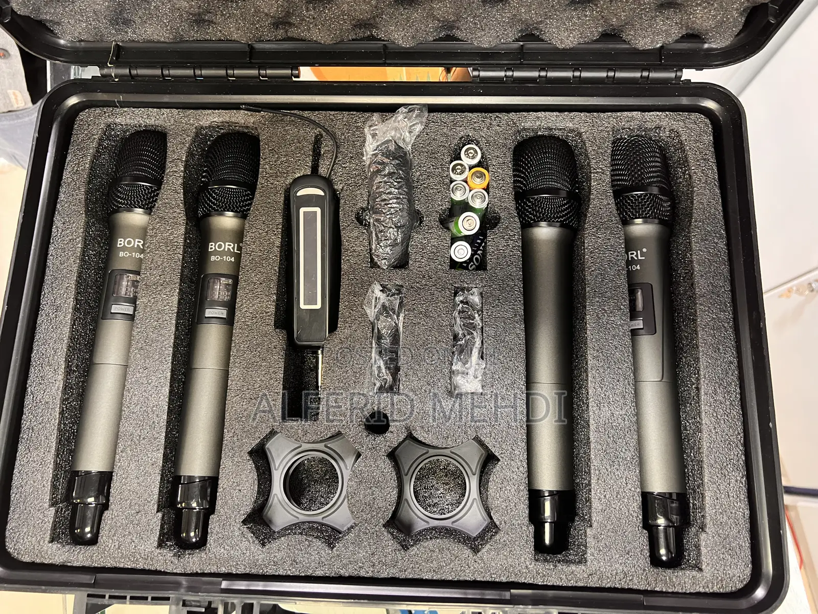 Borl Bo-104 Wireless Microphone Set (4pcs)