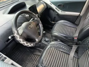 Toyota Yaris 2007 Silver