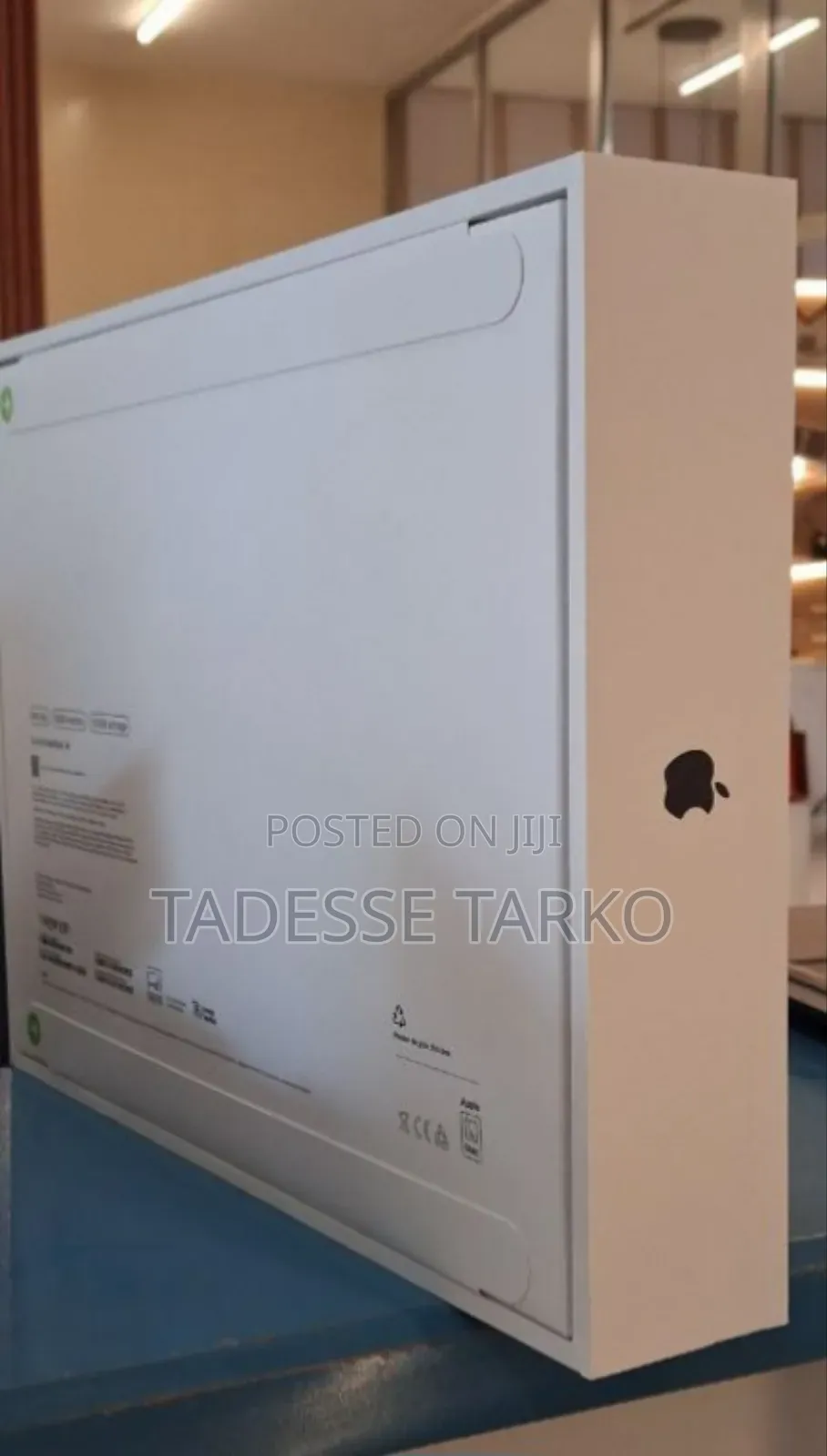 New Laptop Apple MacBook Air 2025 M4 13-Inch 16GB SSD 512GB