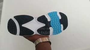 Authentic Adidas Ozweego White/Light Pink [Imported From Usa]