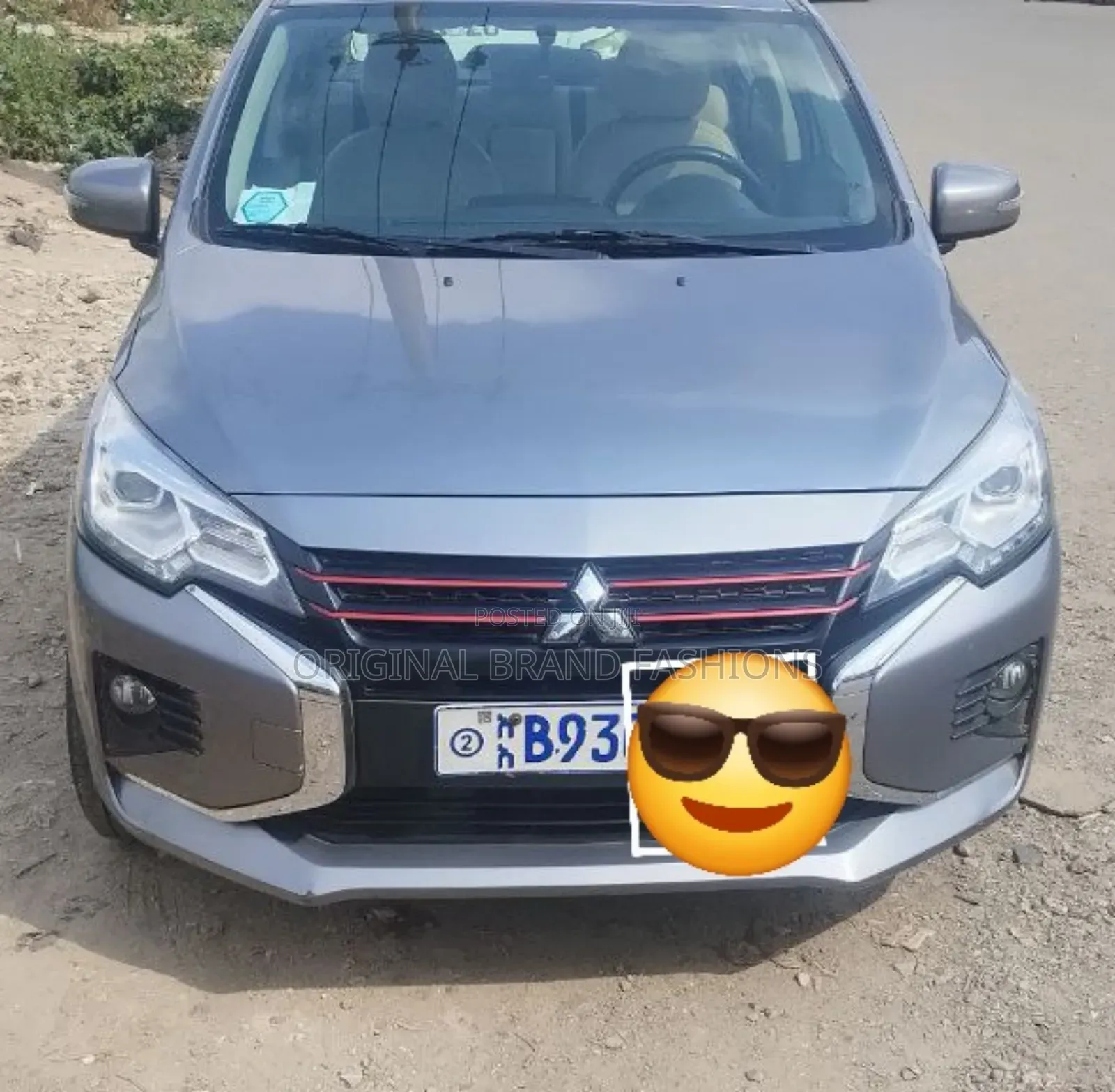 Mitsubishi Attrage 2022 Silver