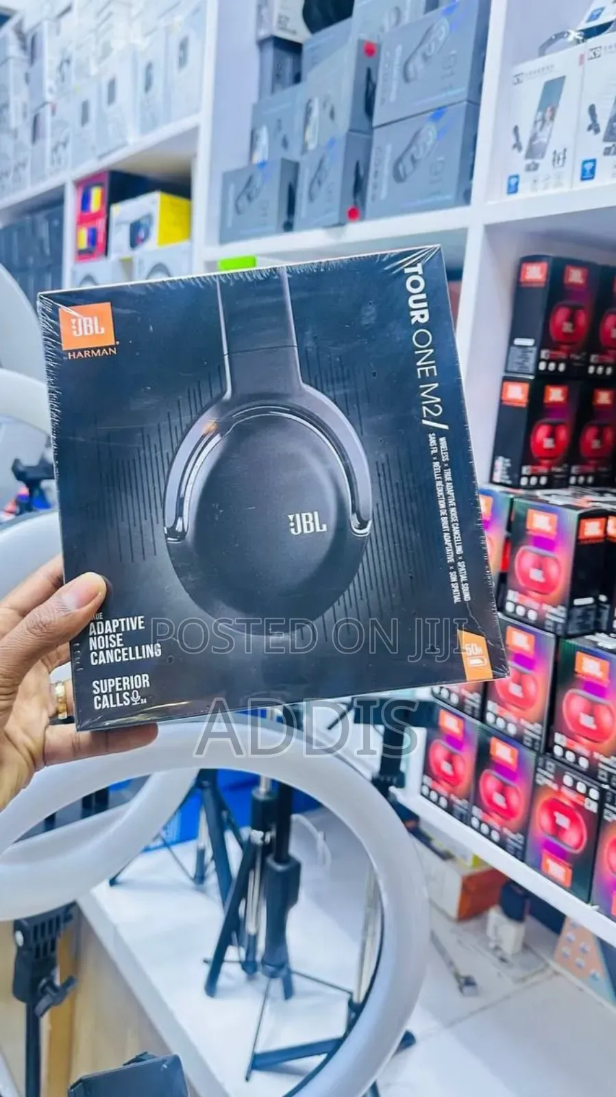 JBL Tour One M2 Adaptive Noise Cancelling Superior Calls