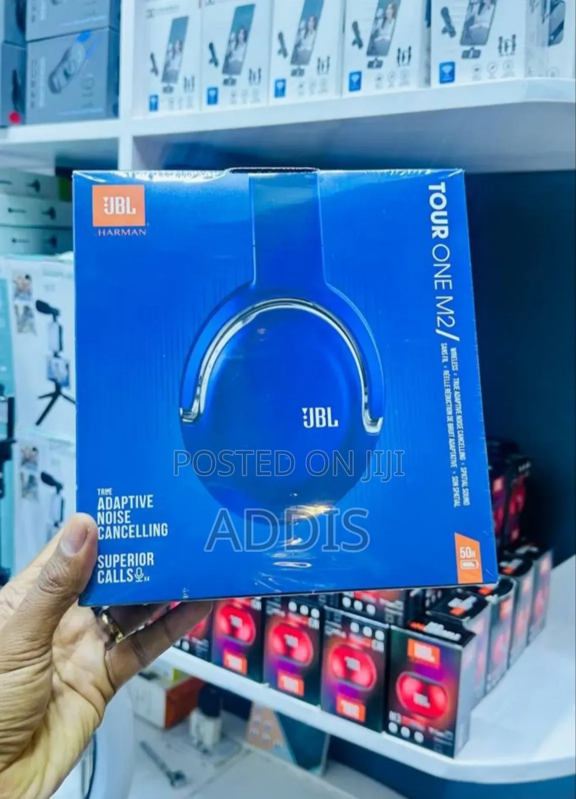 JBL Tour One M2 Adaptive Noise Cancelling Superior Calls