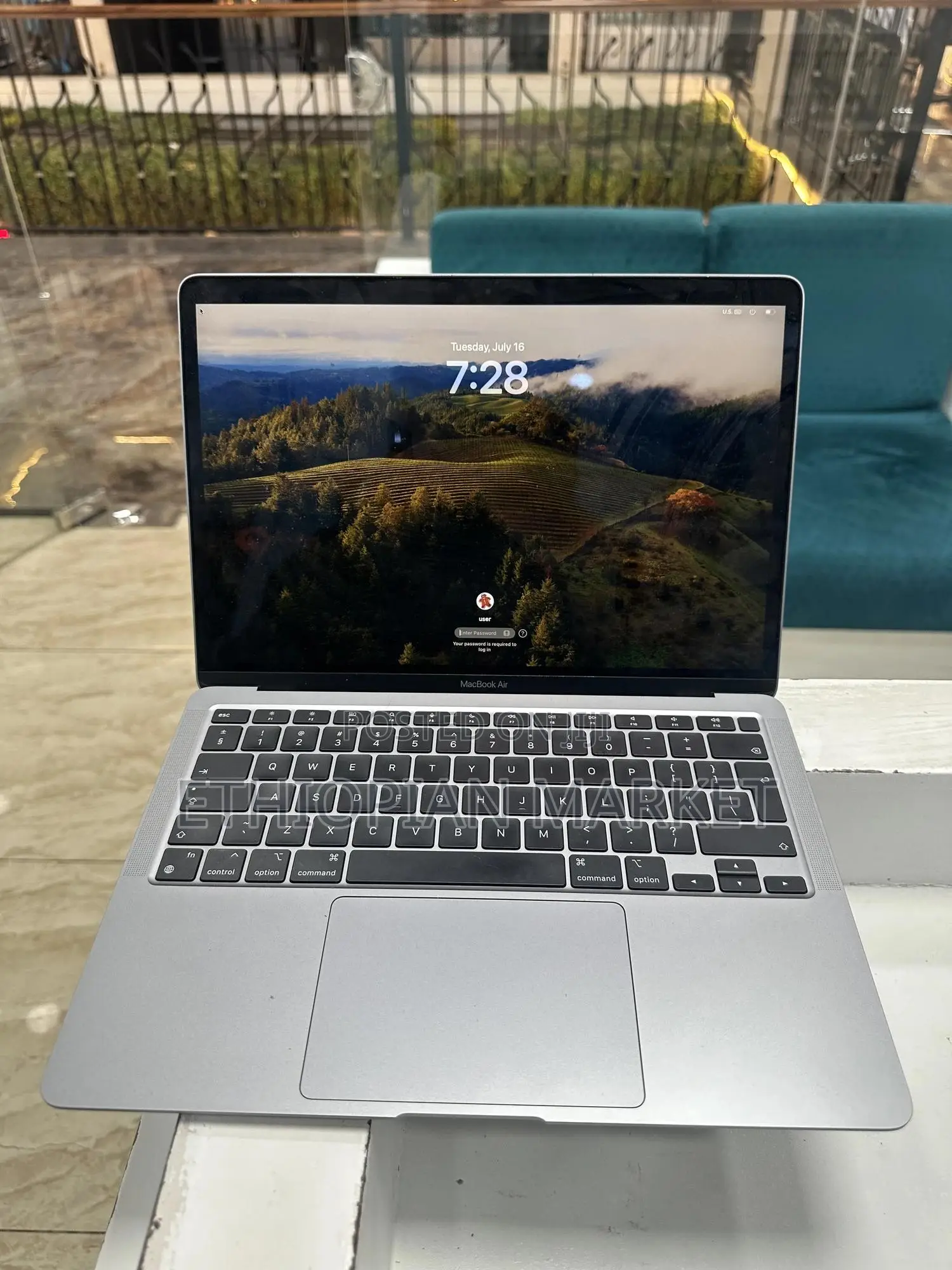 Laptop Apple MacBook Air 2020 8GB Intel Core I3 SSD 256GB