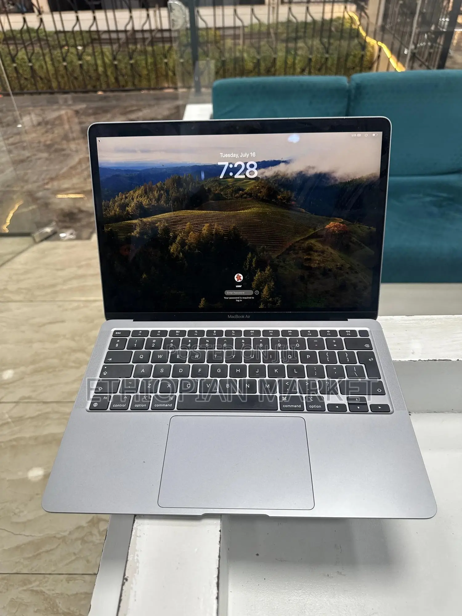 Laptop Apple MacBook Air 2020 8GB Intel Core I3 SSD 256GB