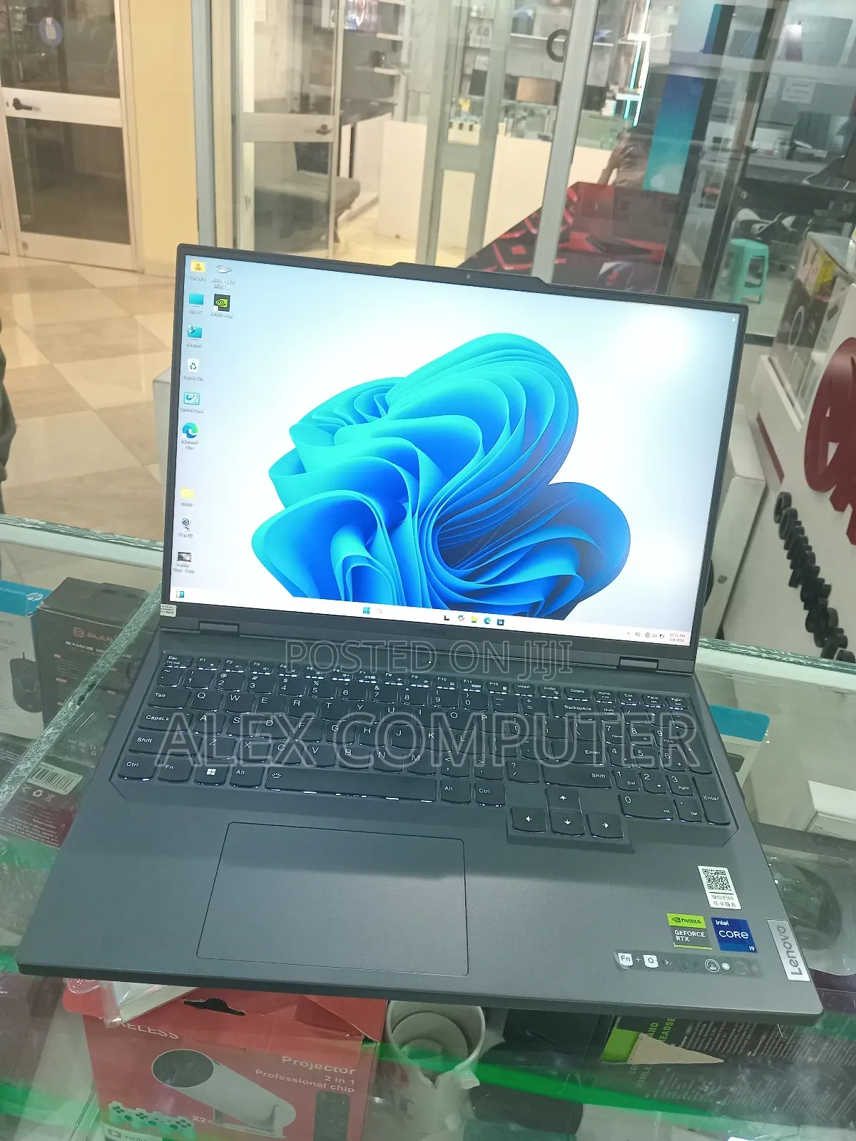 New Laptop Lenovo 16GB Intel Core I9 SSD 1T
