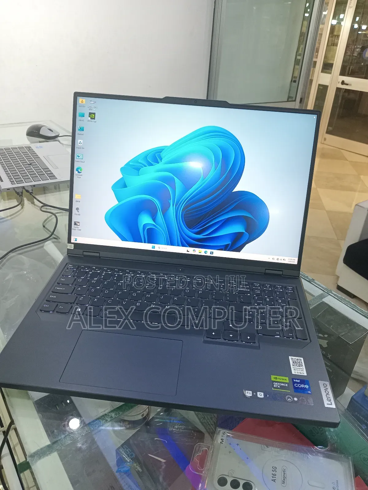 New Laptop Lenovo 16GB Intel Core I9 SSD 1T