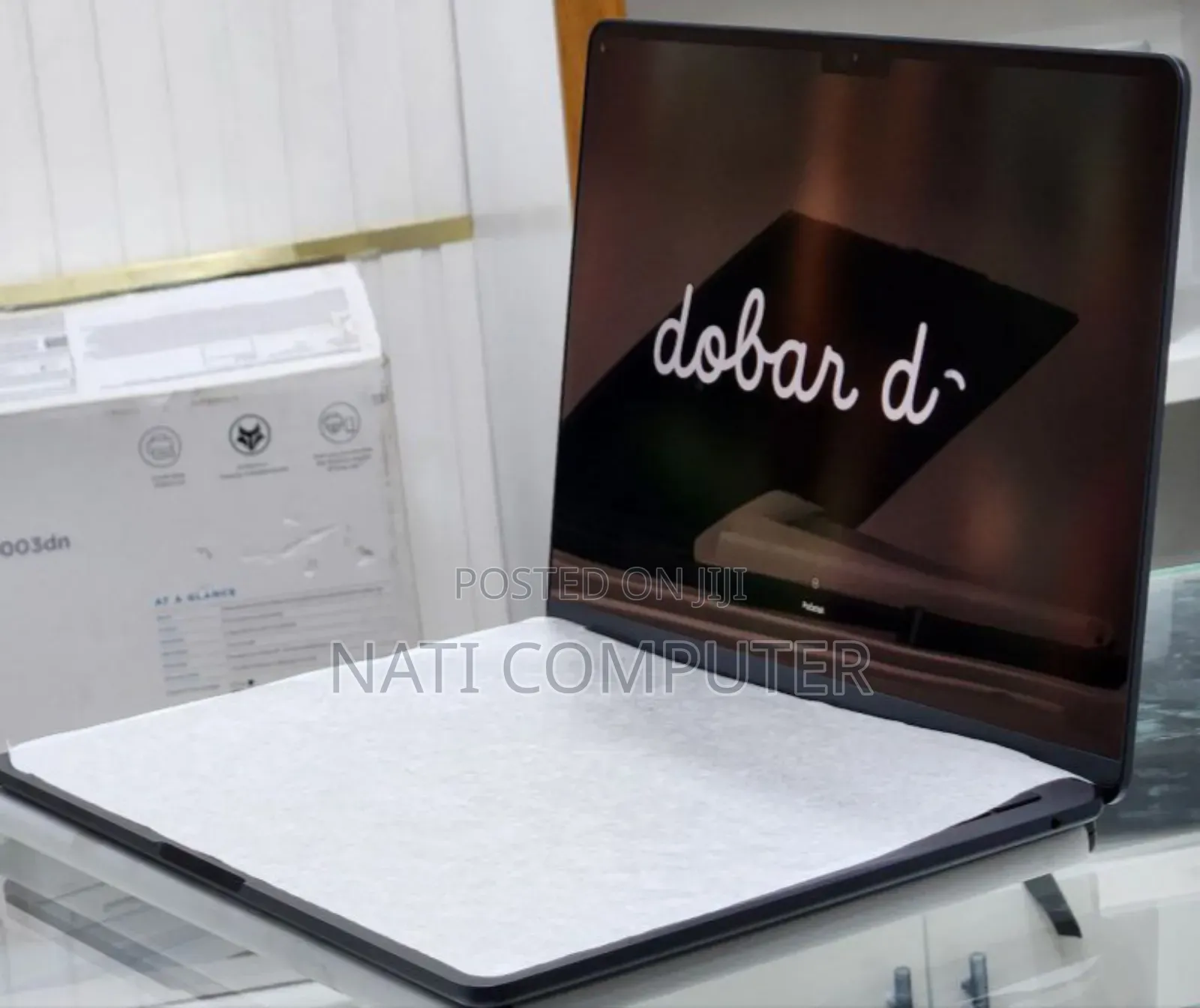 New Laptop Apple MacBook Air 2025 M4 13-Inch 16GB Apple M4 SSD 256GB