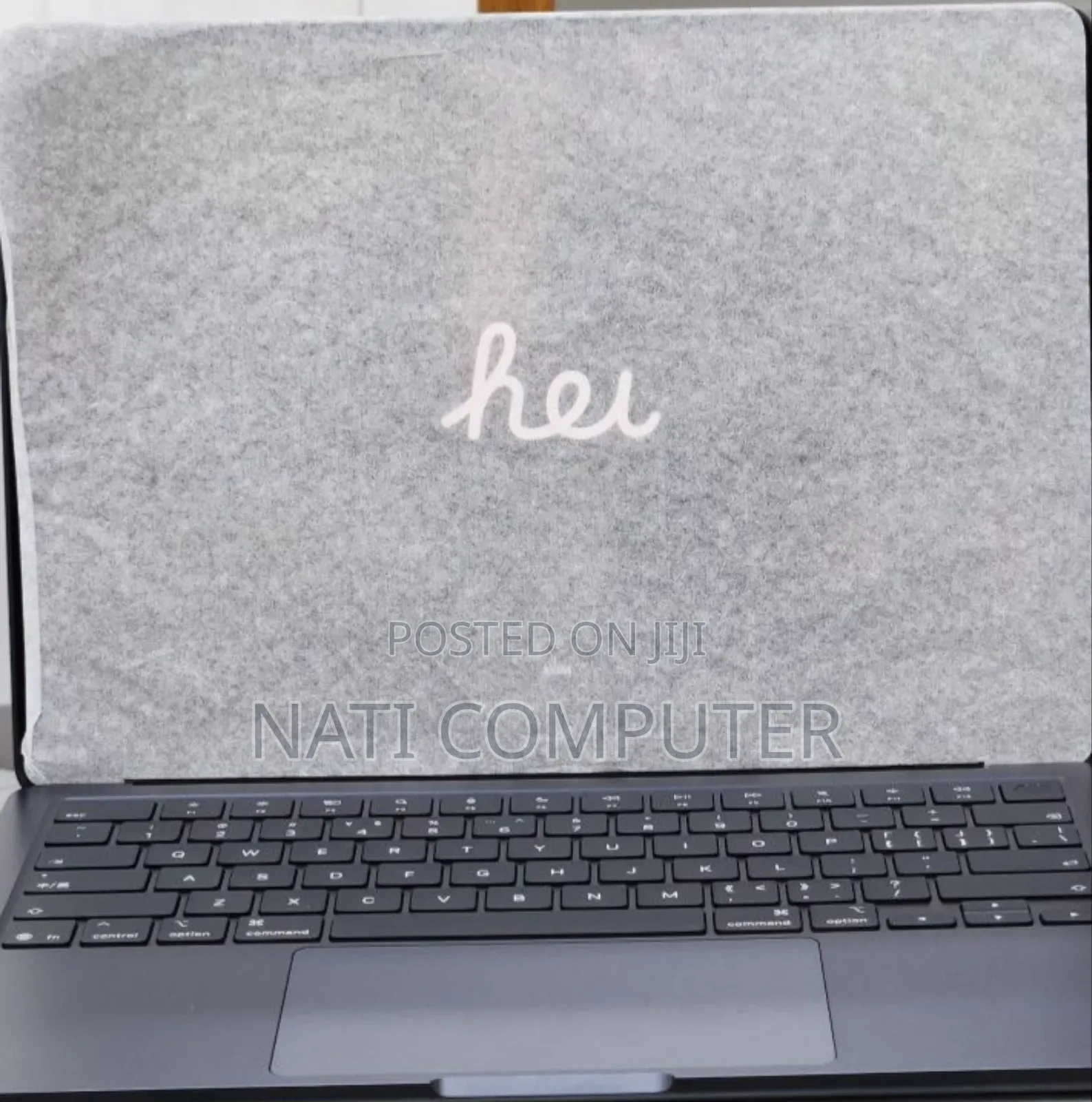 New Laptop Apple MacBook Air 2025 M4 13-Inch 16GB Apple M4 SSD 256GB