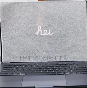 New Laptop Apple MacBook Air 2025 M4 13-Inch 16GB Apple M4 SSD 256GB