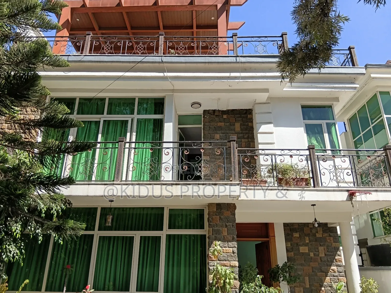 Furnished 6bdrm Townhouse / Terrace in German, Nifas Silk-Lafto