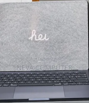 New Laptop Apple MacBook Air 2025 M4 13-Inch 16GB Apple M4 SSD 256GB