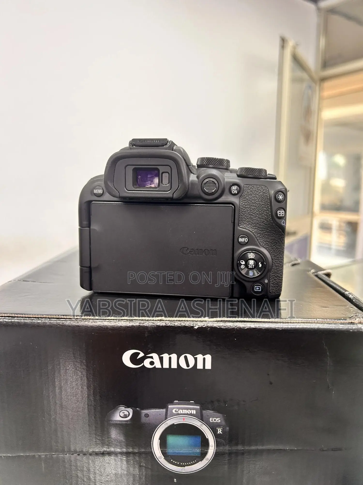 Canon R10 With18-45mm Lens