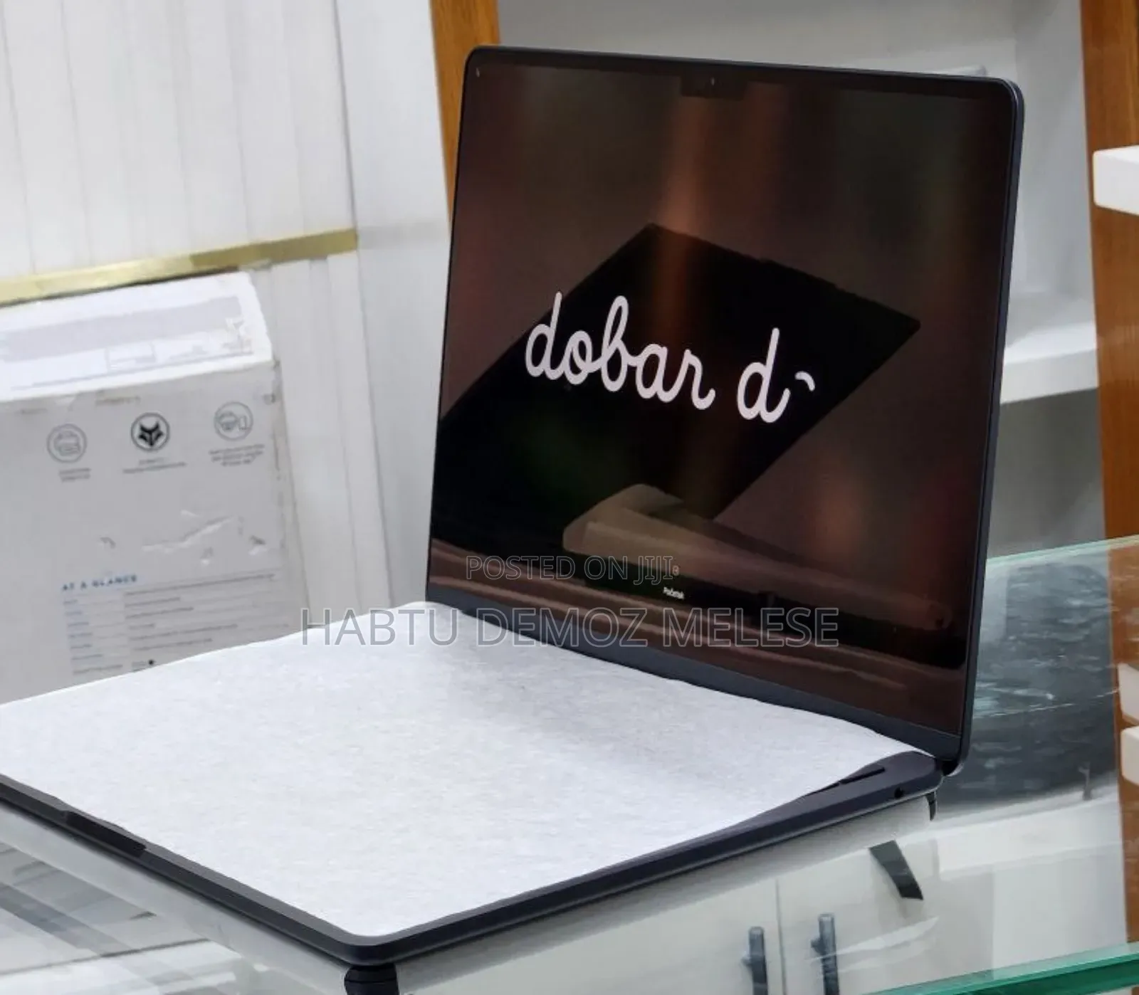 New Apple MacBook Air 2025 M4 13-Inch 16GB Intel Core I5 SSD 256GB