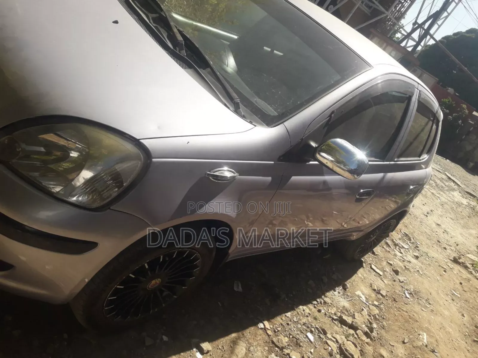 Toyota Vitz 2004 Silver