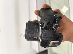 Canon R50 With 18-45mm Lens