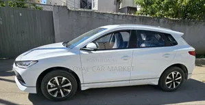 New BYD E2 43 kWh 94 hp FWD 2024 White