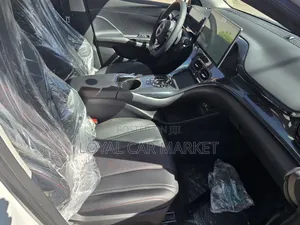 New BYD E2 43 kWh 94 hp FWD 2024 White