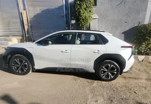 Toyota bZ4X 2023 White