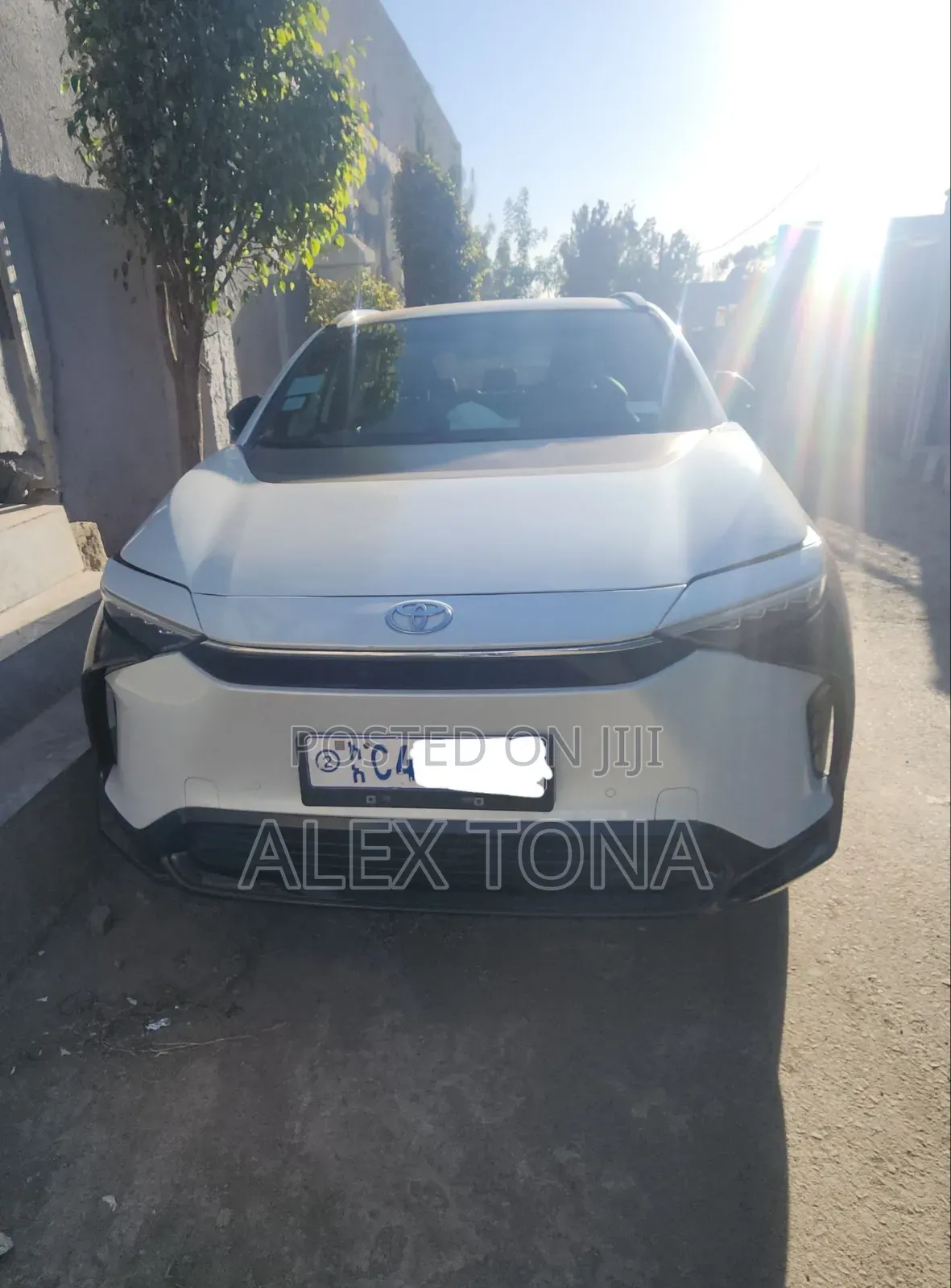 Toyota bZ4X 2023 White