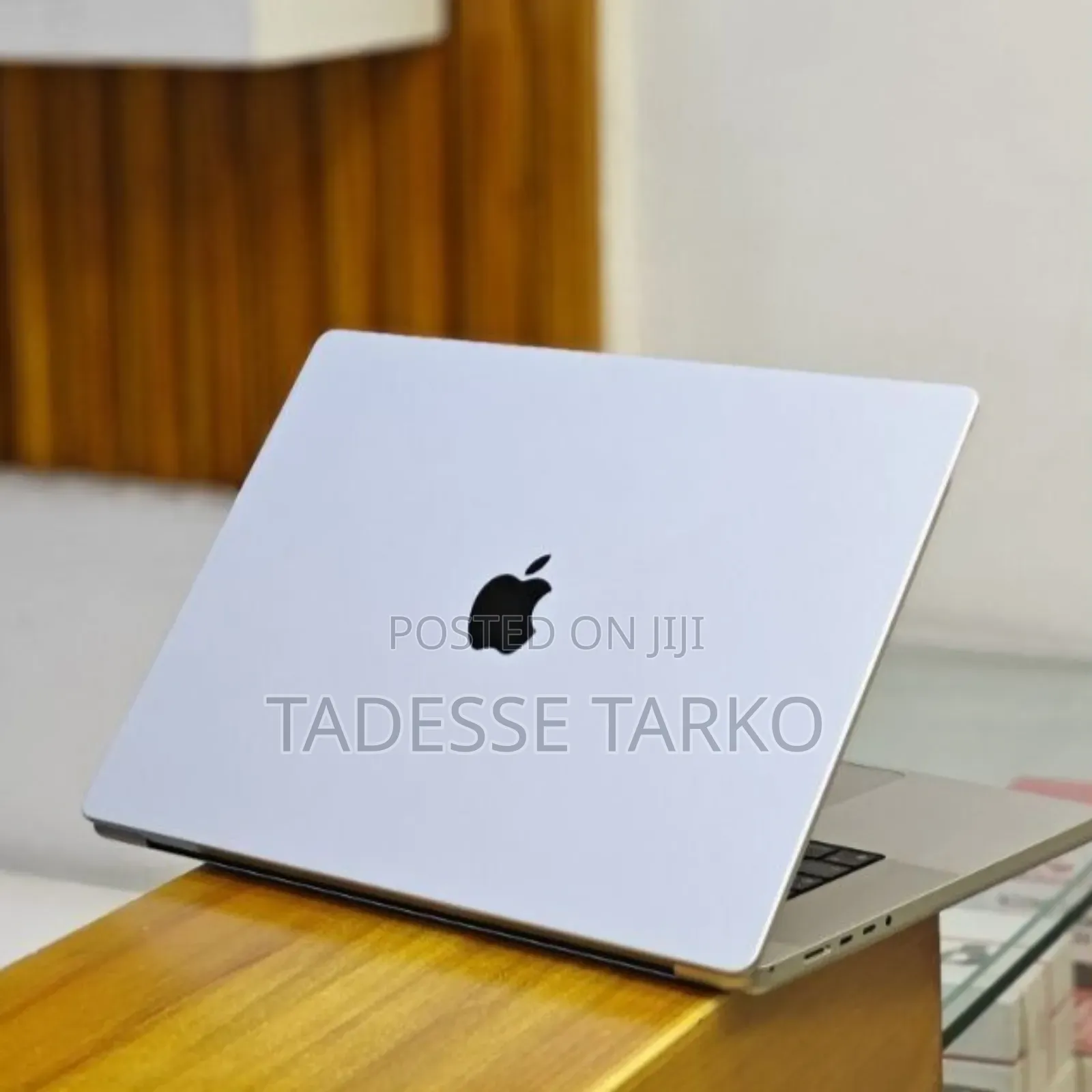 New Laptop Apple MacBook Pro M1 16GB SSD 512GB