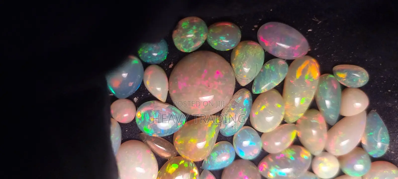 የሚሸጥ Opal በምርጥ ሁኔታ የተቆረጠ Polished Opal Ethiopian