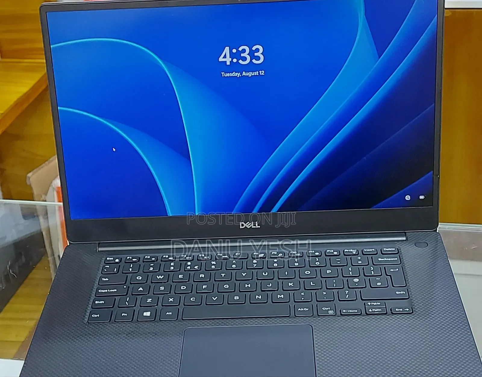 New Laptop Dell XPS 15 16GB Intel Core I5 SSD 512GB
