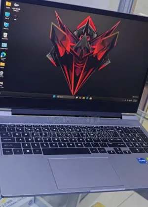 New Laptop HP Omen 16 32GB Intel Core I7 SSD 1T