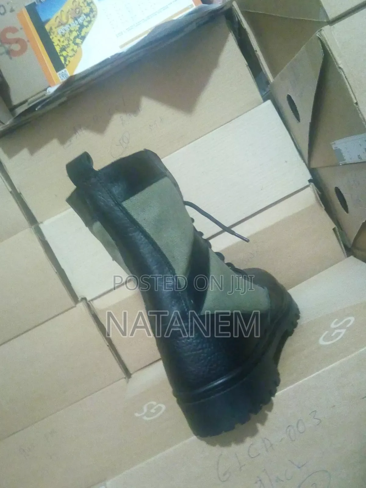 Military Shoe, የወታደር ጫማ