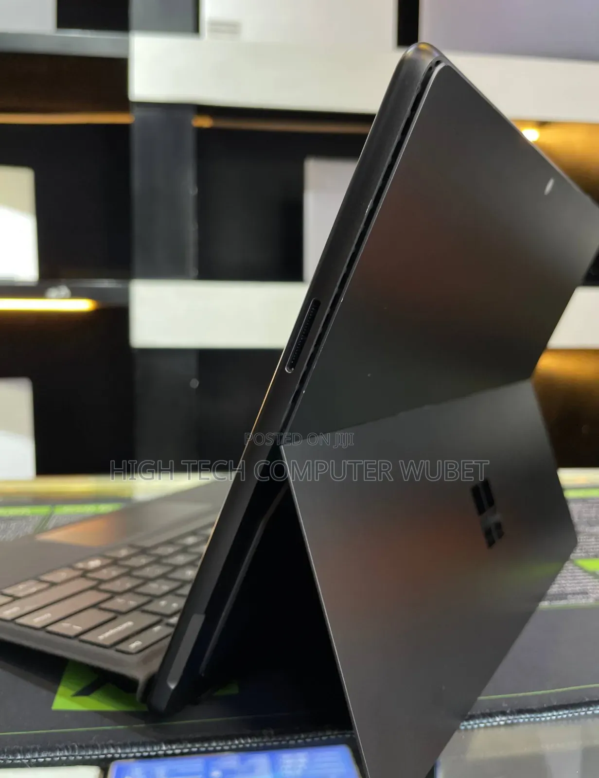 New Laptop Microsoft Surface Pro 10 16GB Intel Core Ultra 5 SSD 256GB