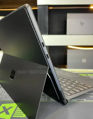 New Laptop Microsoft Surface Pro 10 16GB Intel Core Ultra 5 SSD 256GB