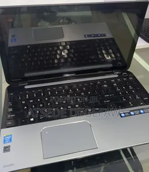 New Laptop Toshiba Satellite C55 8GB Intel Core I7 HDD 1T