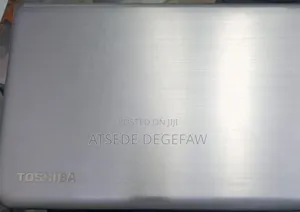 New Laptop Toshiba Satellite C55 8GB Intel Core I7 HDD 1T