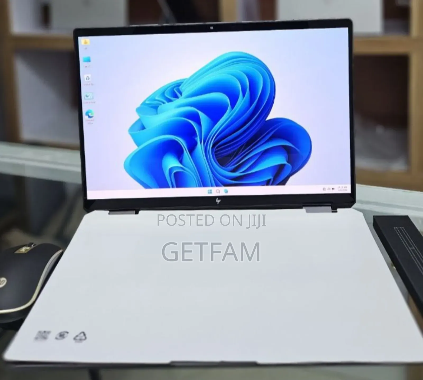 New Laptop HP Spectre 32GB Intel SSD 2T