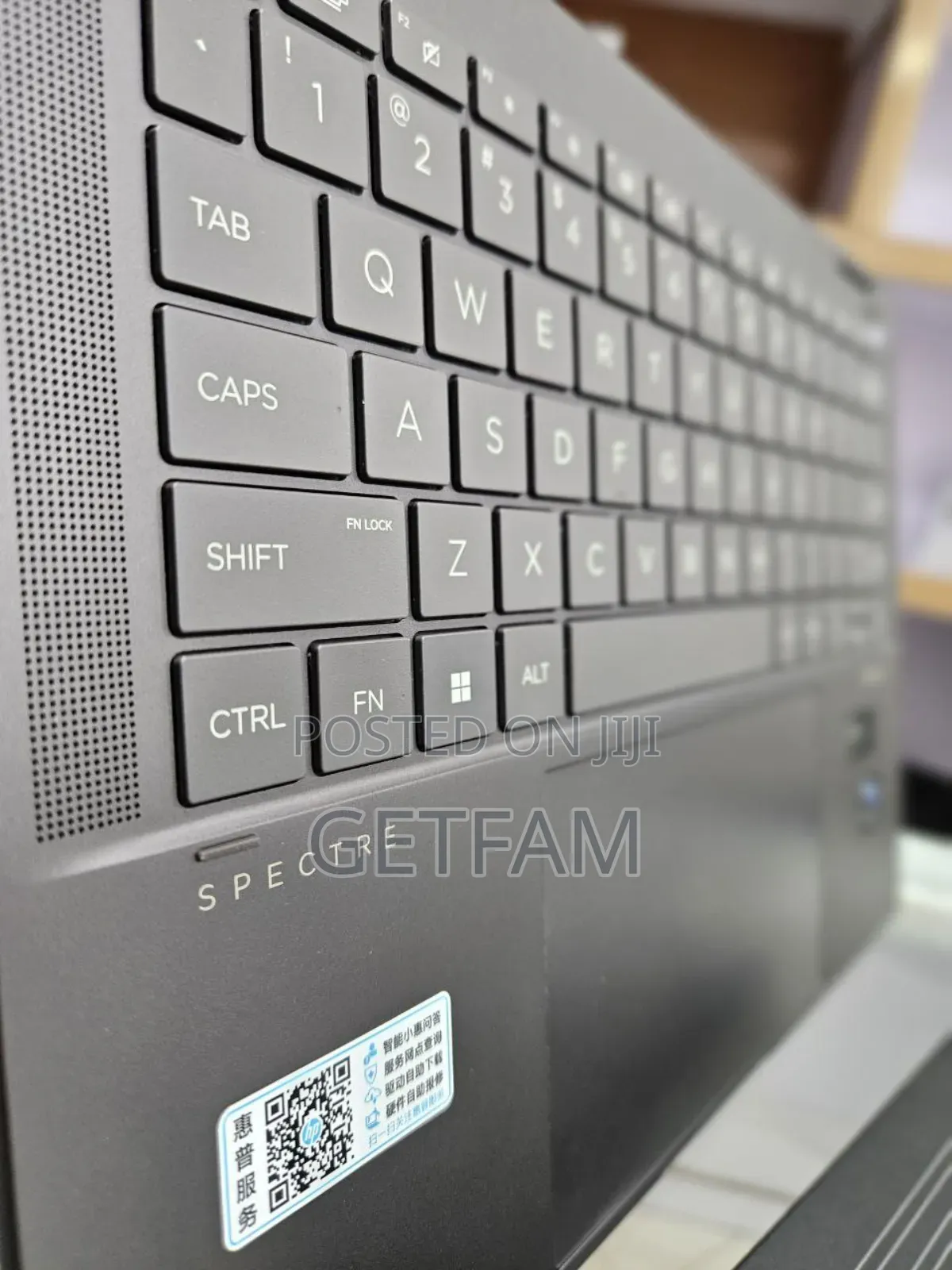 New Laptop HP Spectre 32GB Intel SSD 2T