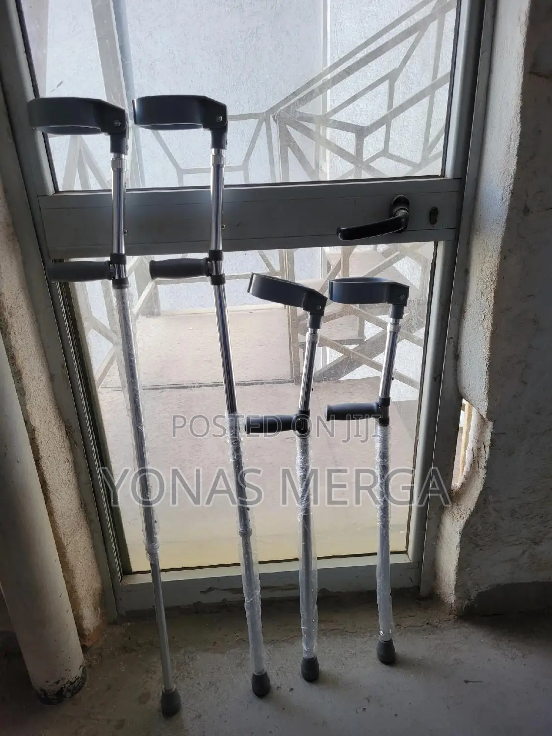 The Crutches Are Height Adjustable to Suit Different Users.