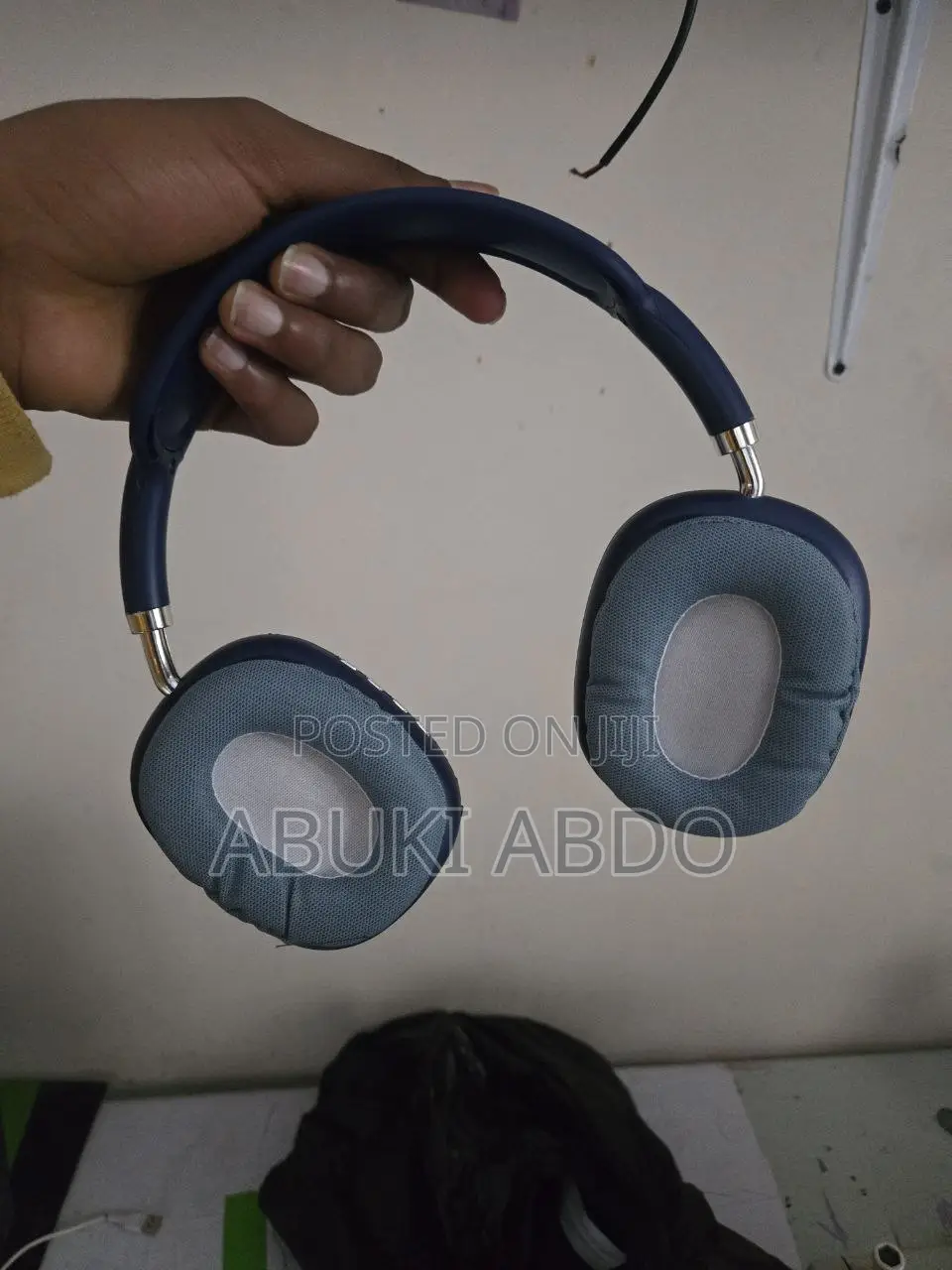 # P9 Headset