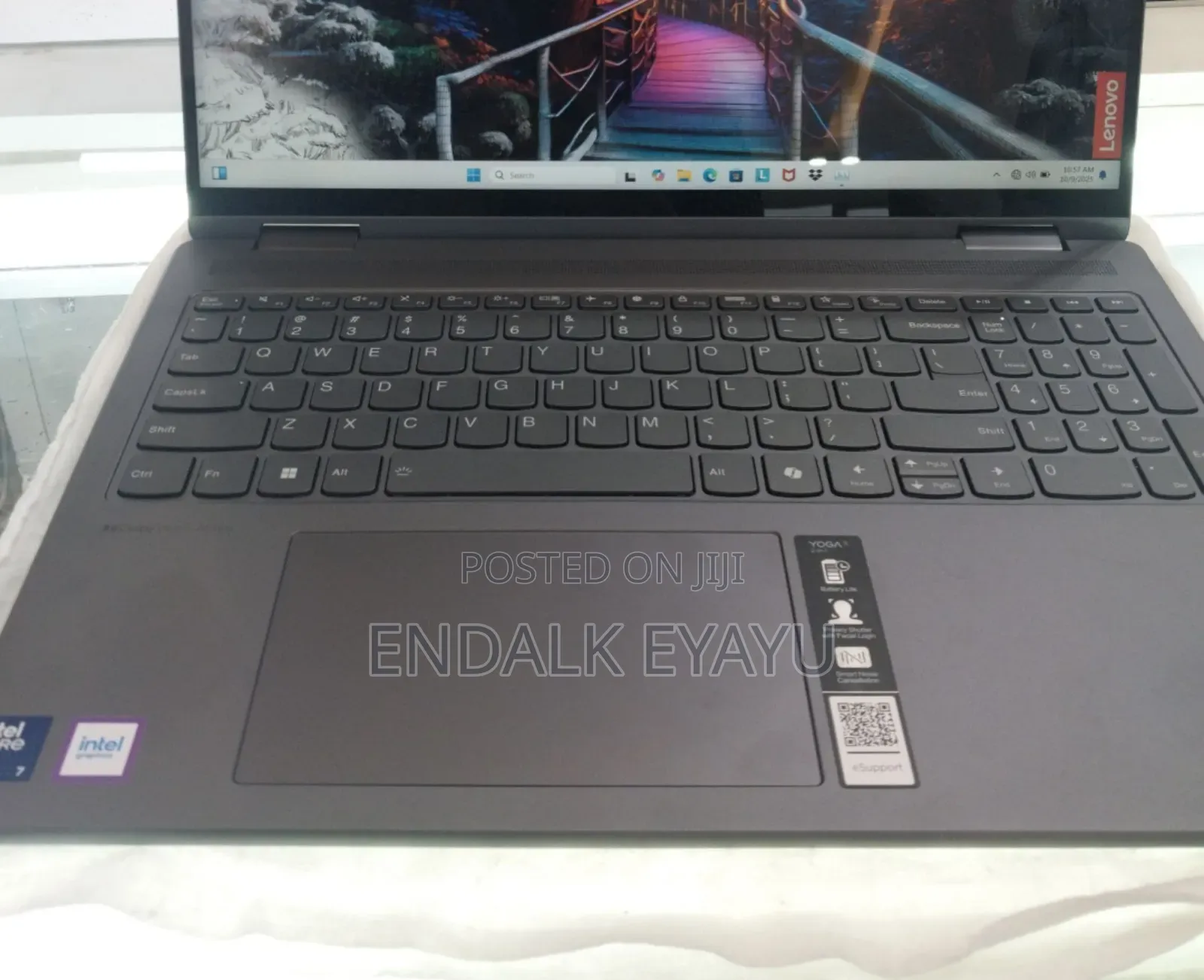 New Laptop Lenovo Yoga 7i 16GB Intel Core Ultra 7 SSD 512GB