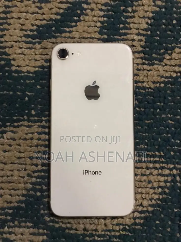 Apple iPhone 8 64 GB White