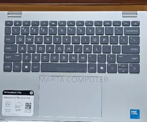 New Laptop HP OmniBook 5 14" 8GB Intel Core I5 SSD 512GB