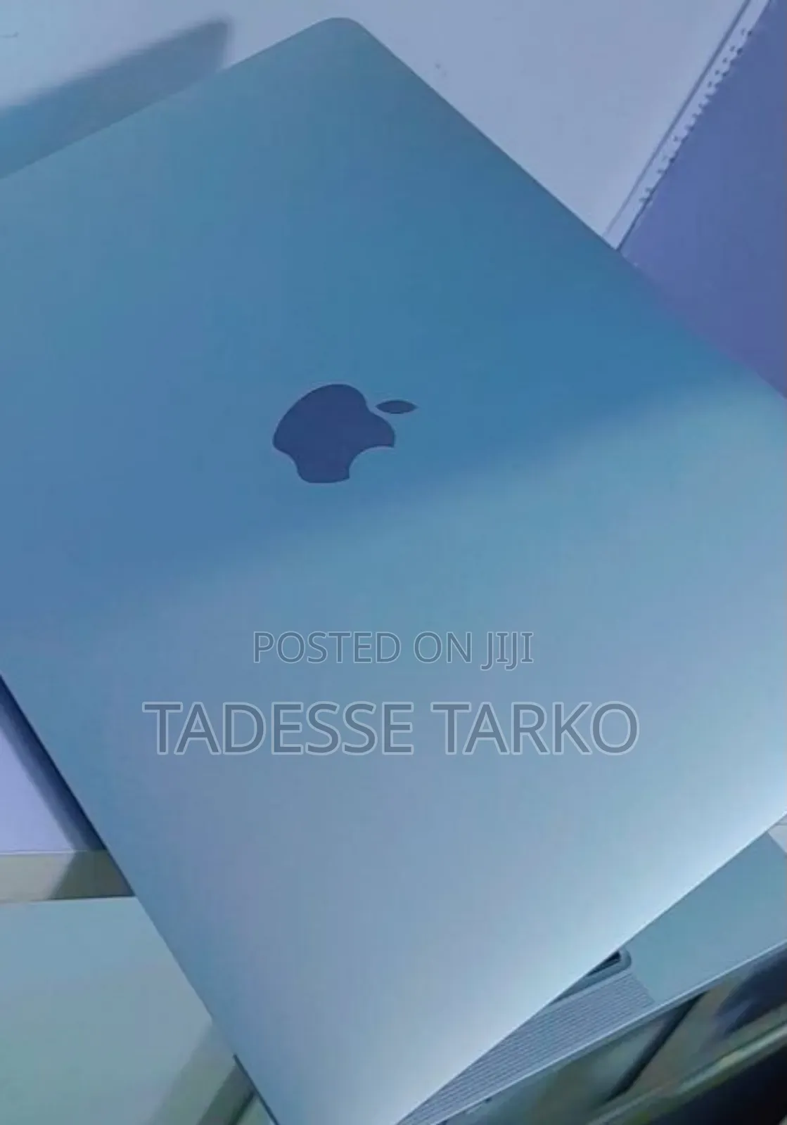 New Laptop Apple MacBook Pro 2022 M2 8GB Apple M2 SSD 256GB