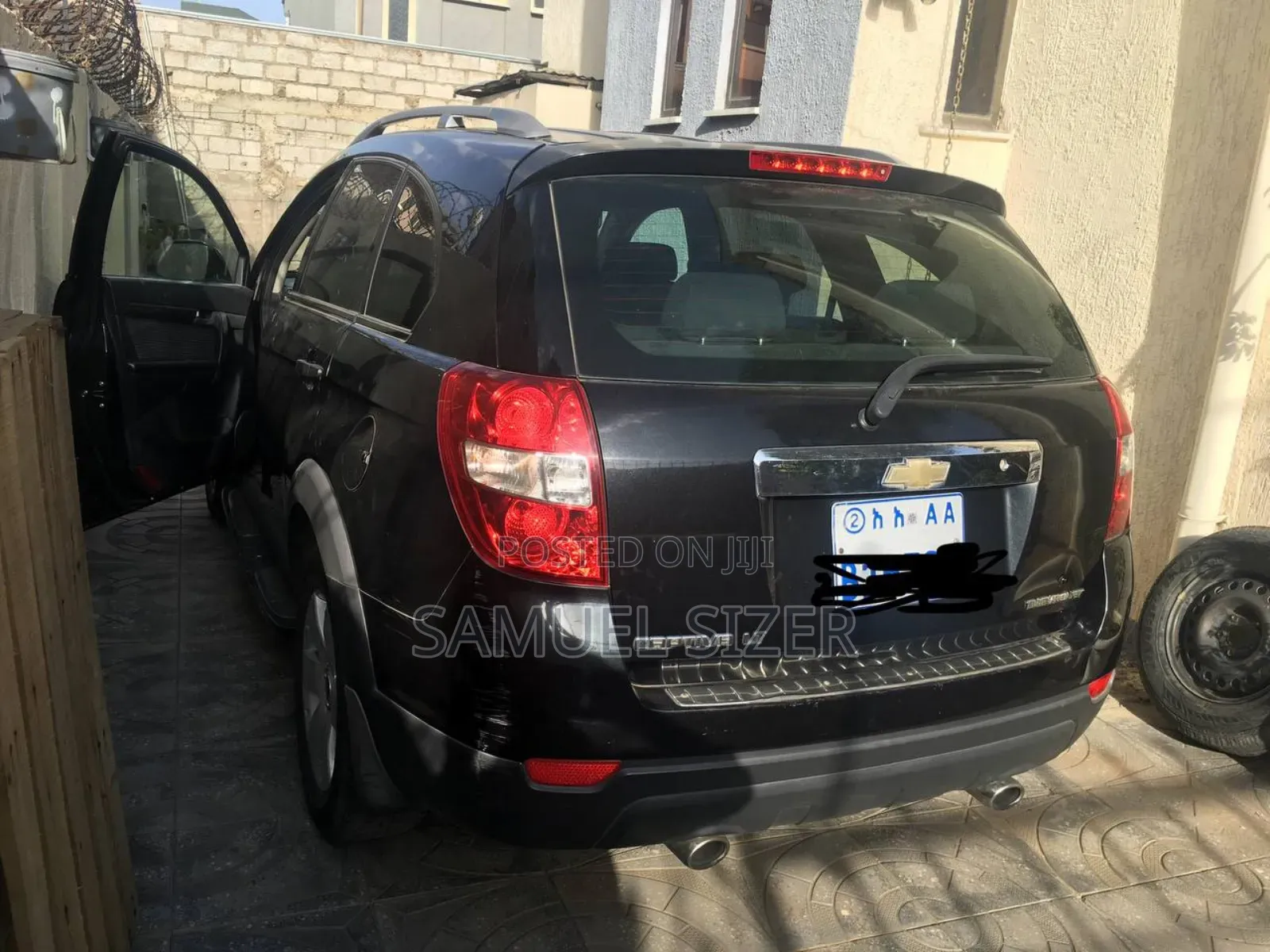 Chevrolet Captiva 3.2 LTZ Automatic 2009 Black