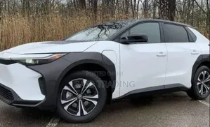 Toyota bZ4X 2024 White