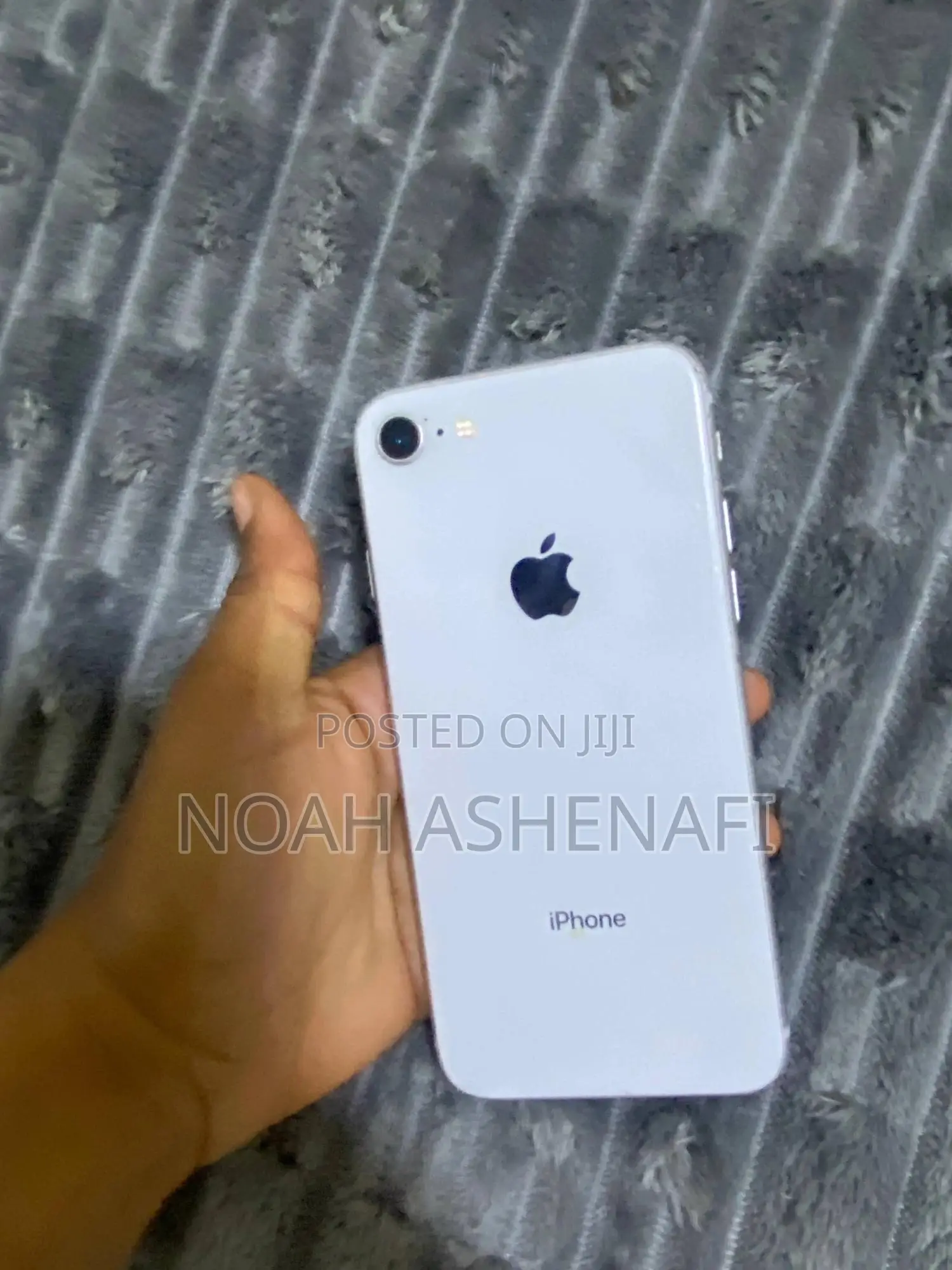 Apple iPhone 8 64 GB White