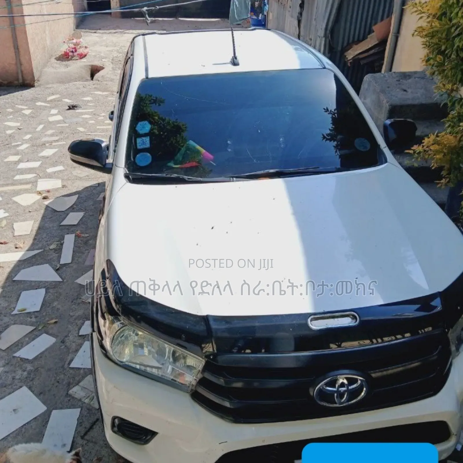 Toyota Hilux 2019 White