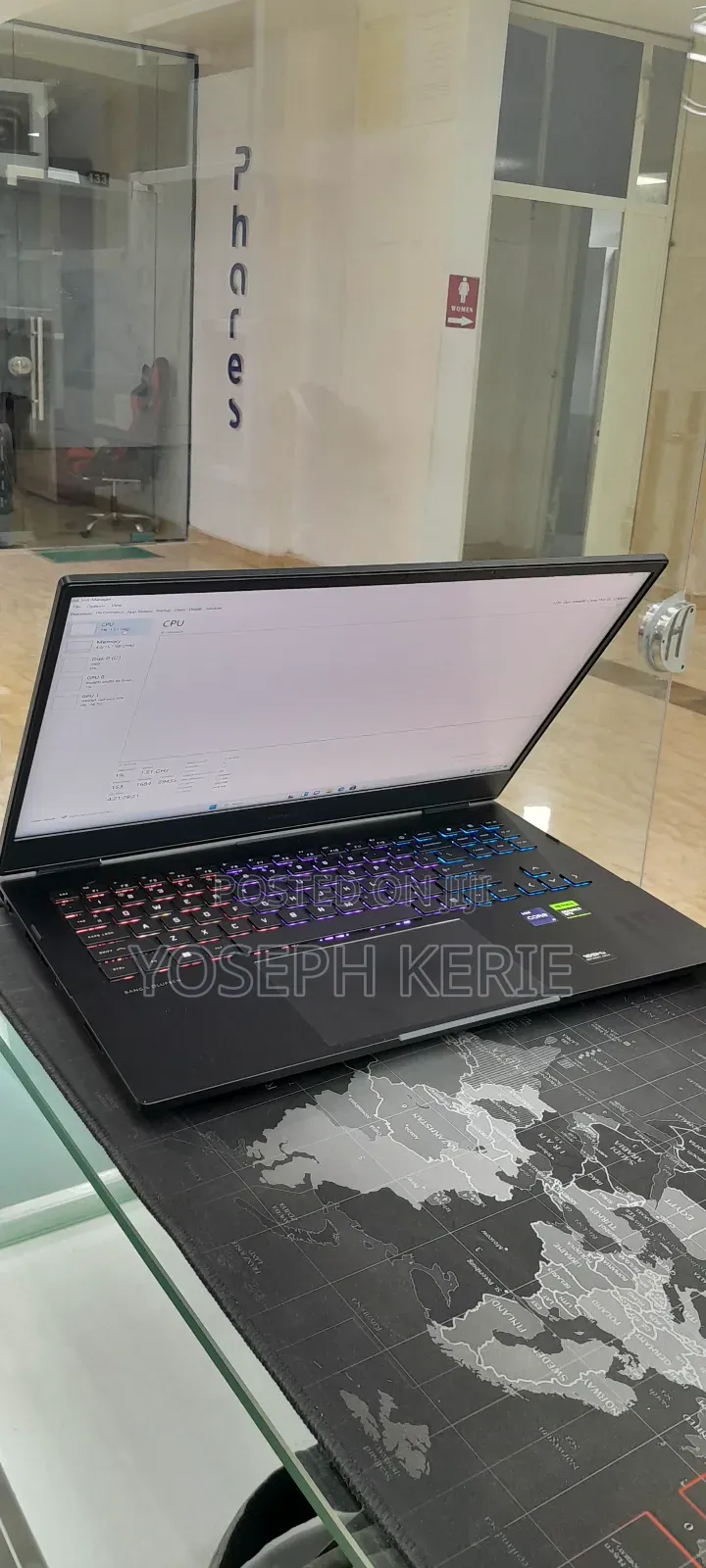 New Laptop HP Omen 16 16GB Intel Core I9 SSD 1T